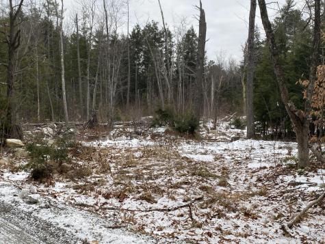 M 25/l 56c Red Oaks Lodge Road Belgrade ME 04918