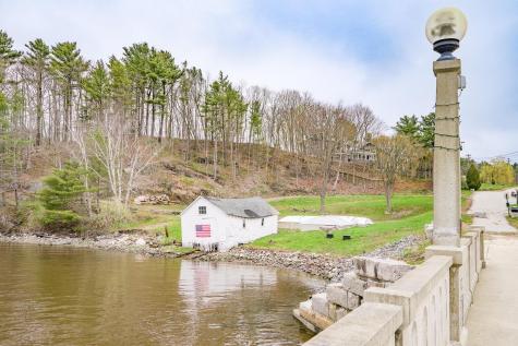 17 Footbridge Road Belfast ME 04915