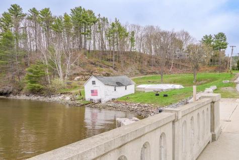 17 Footbridge Road Belfast ME 04915