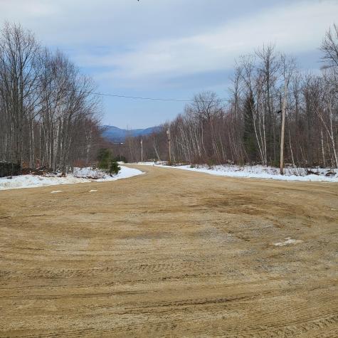 81 Dakin Lane Hartford ME 04220