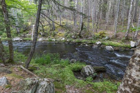 25 Farm Edge Road Sullivan ME 04664