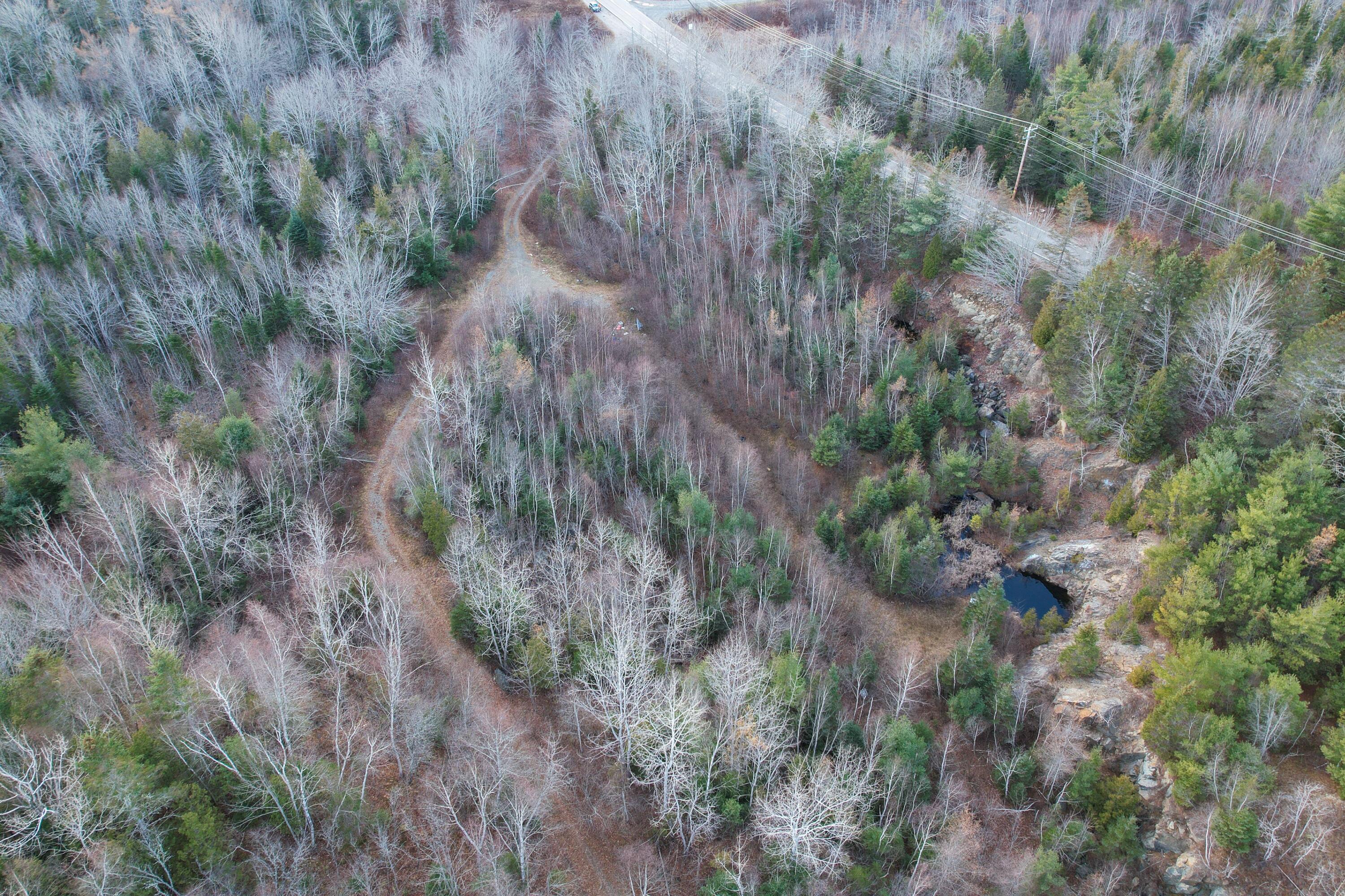 M 220 L 42 Route 182 Hancock ME 04640