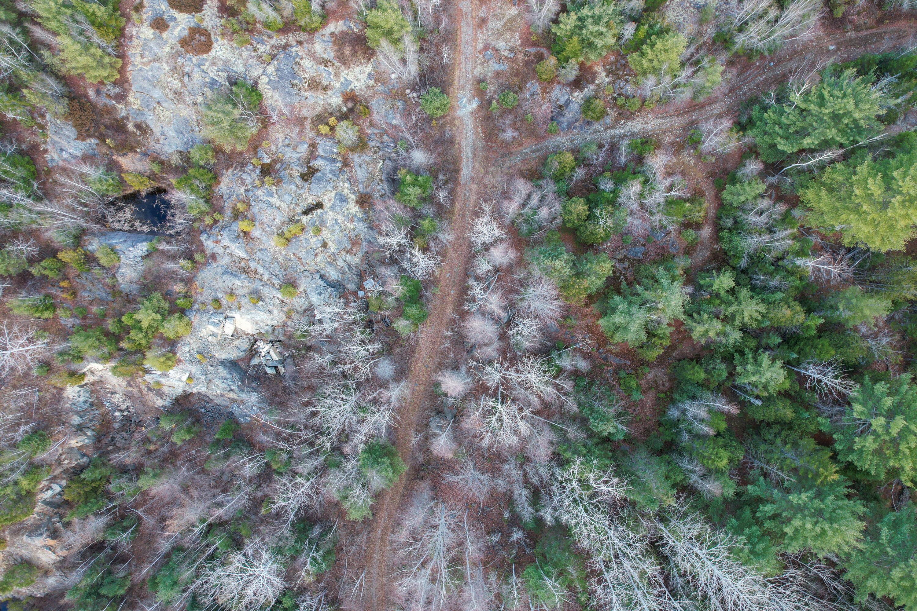 M 220 L 42 Route 182 Hancock ME 04640