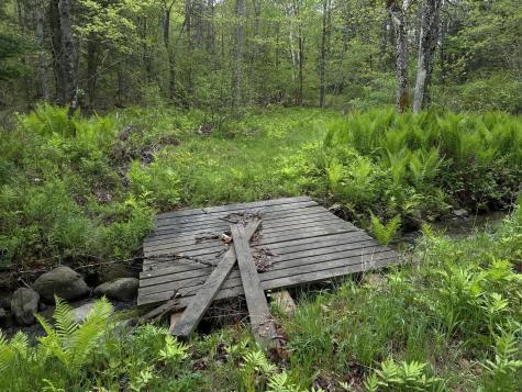 696 Lebanon Road Winterport ME 04496