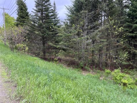 696 Lebanon Road Winterport ME 04496