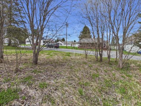 19 Katahdin Avenue Caribou ME 04736