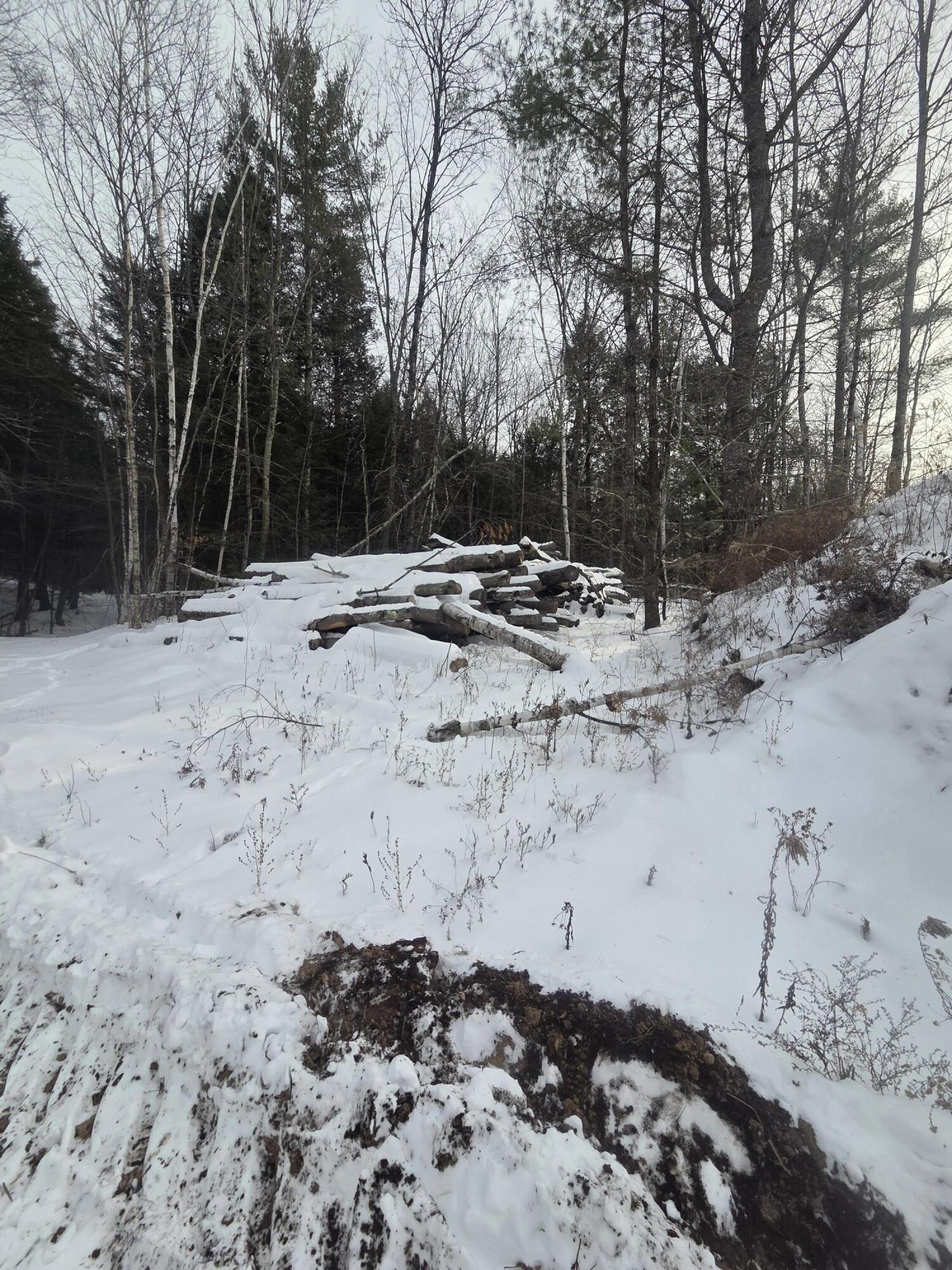 22 E Dixfield Road Dixfield ME 04224