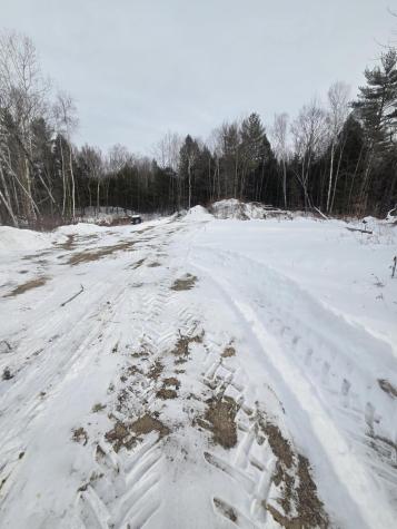 22 E Dixfield Road Dixfield ME 04224