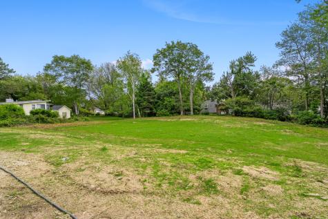 28 Prospect Avenue York ME 03909