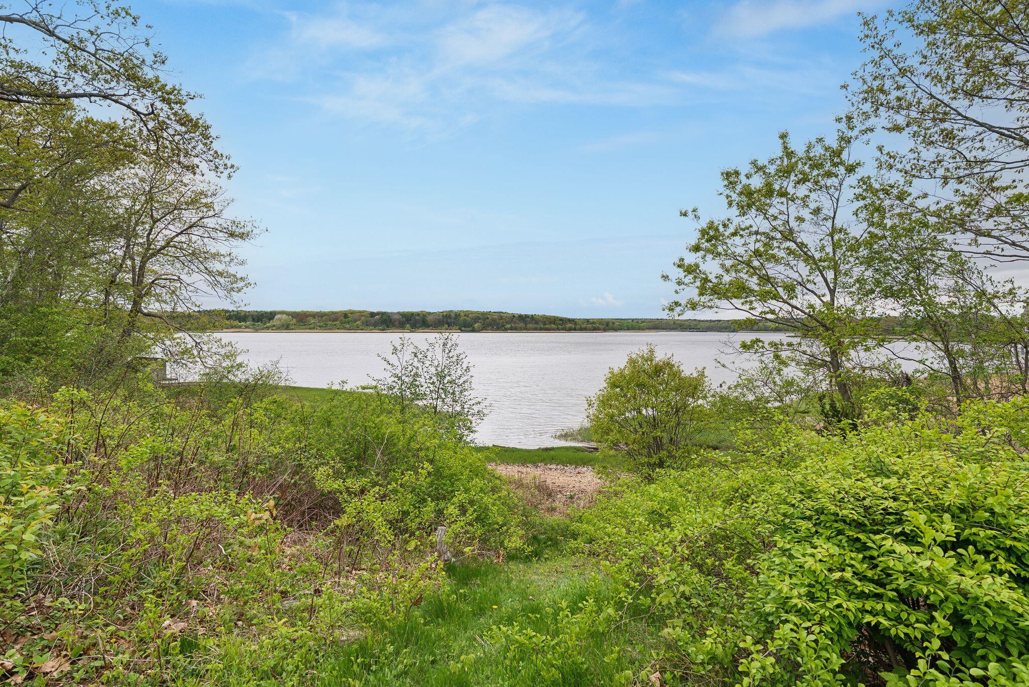 27 Greenway Drive Falmouth ME 04105