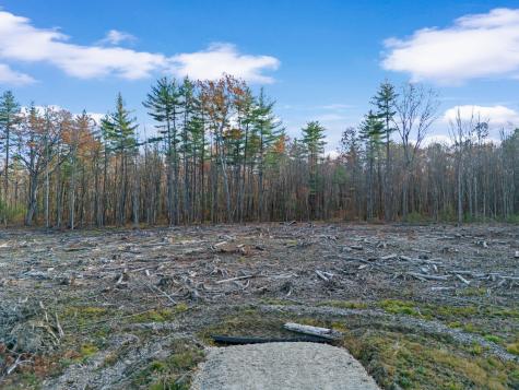 708 River Road Eliot ME 03903