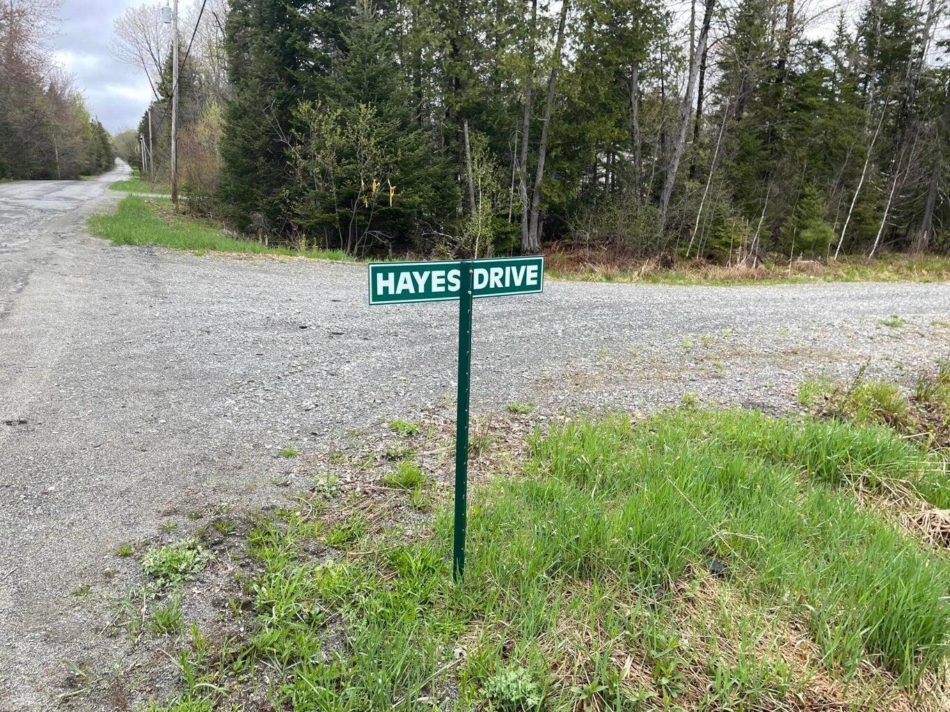 27-1 Hayes Harmony ME 04942