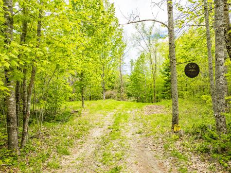 572 Old County Road Washington ME 04574
