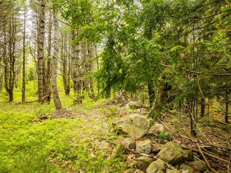 572 Old County Road Washington ME 04574