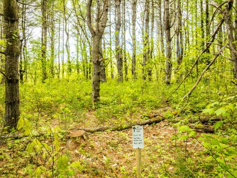 572 Old County Road Washington ME 04574