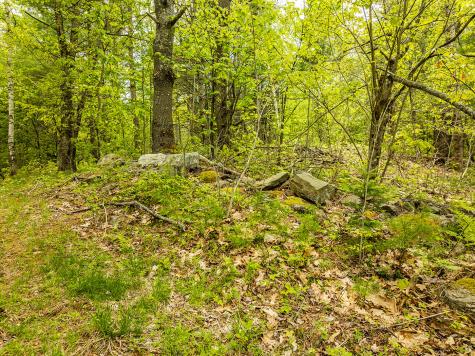 572 Old County Road Washington ME 04574