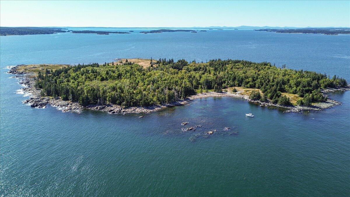 0 Fog Island Isle Au Haut ME 04645