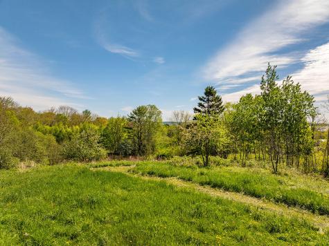 19 Old Stone Road Lincolnville ME 04849