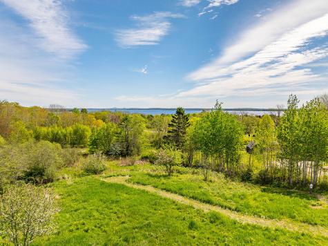 19 Old Stone Road Lincolnville ME 04849