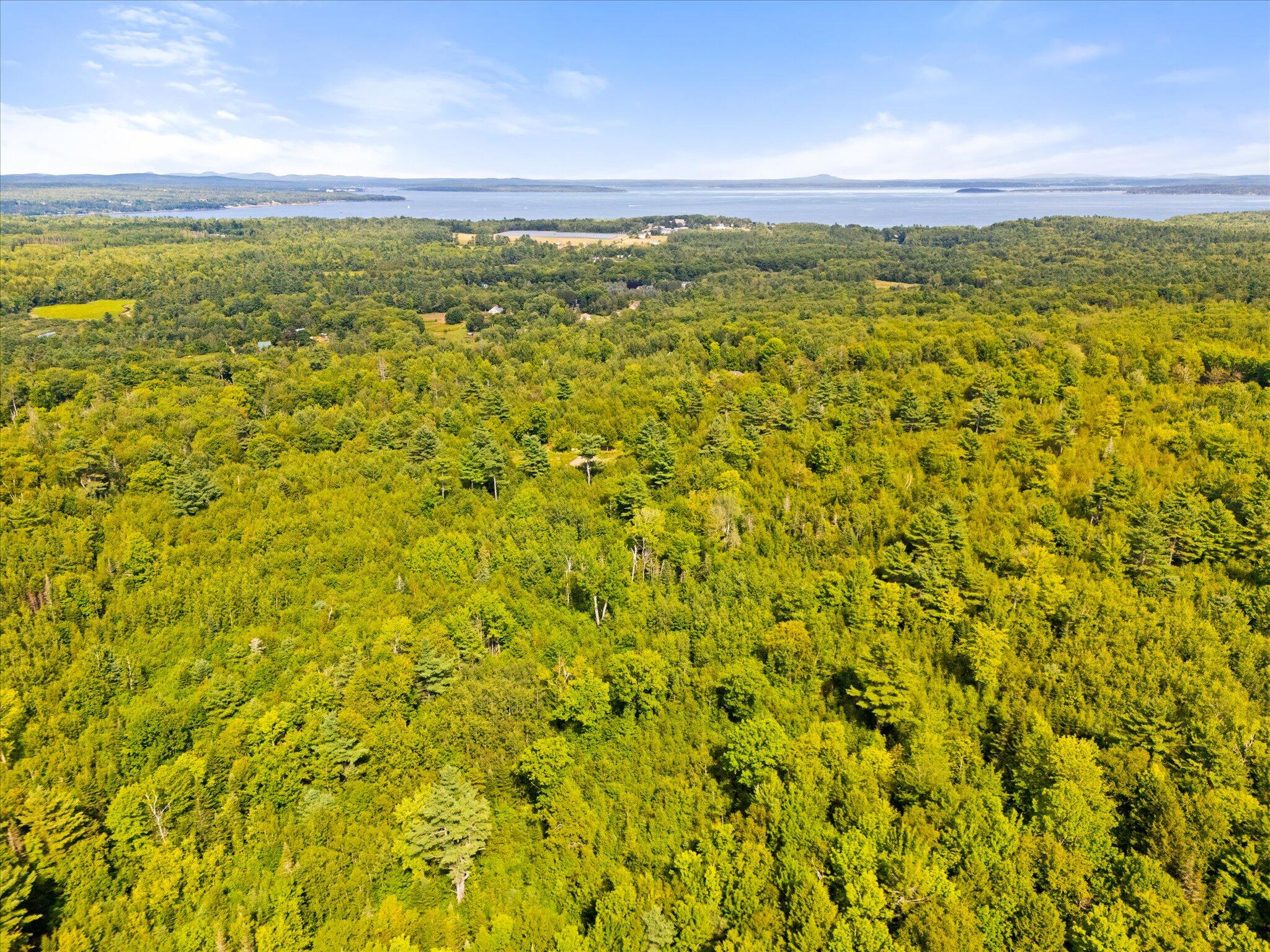 27 Bowling Green Lane Belfast ME 04915