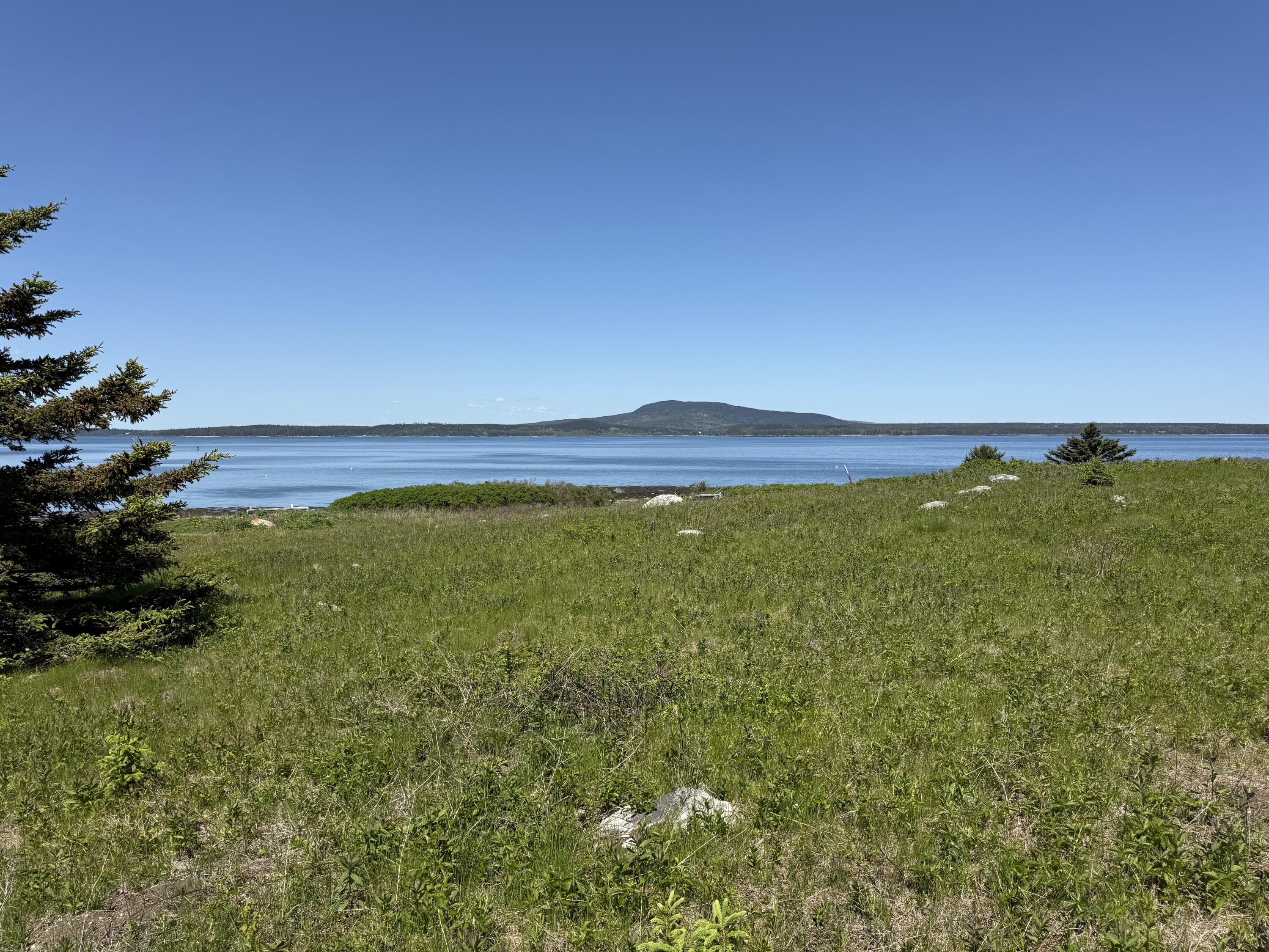 2 Bar Island Tremont ME 04612