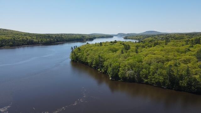 55 Lower Oak Point Road Winterport ME 04496