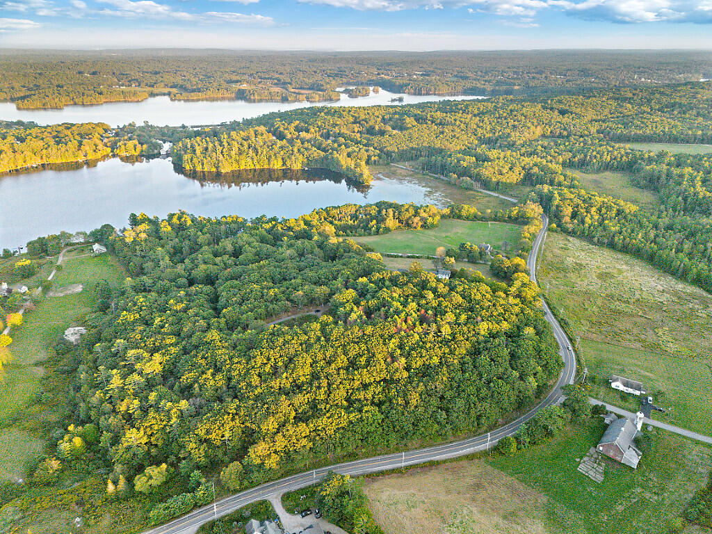 26 Lake Meadow Lane Newcastle ME 04553