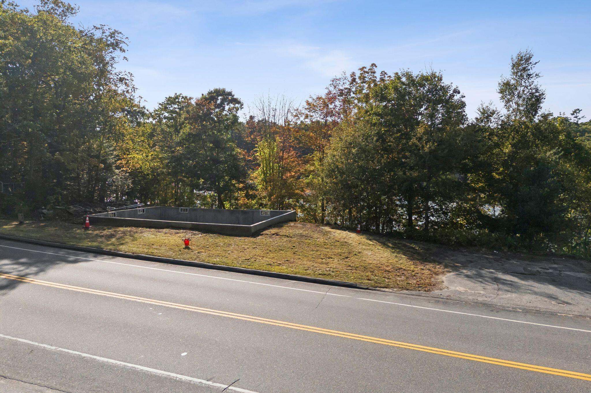 646 Gurnet Road Brunswick ME 04011