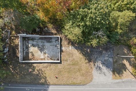 646 Gurnet Road Brunswick ME 04011