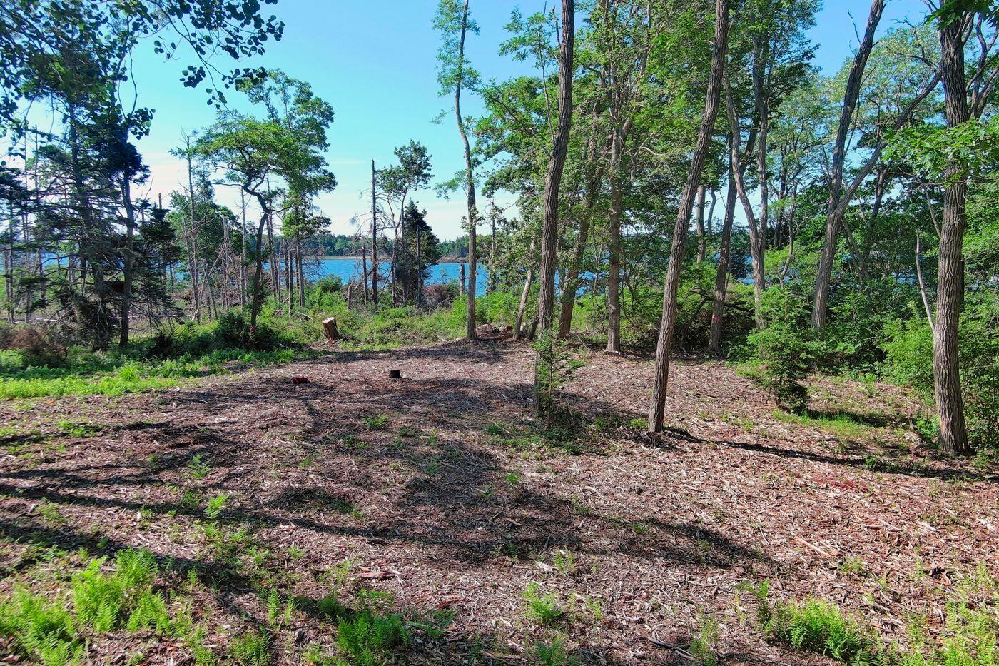Lot 4d Ferry Road Islesboro ME 04848