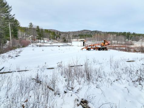 1019 Us-2 Rumford ME 04276