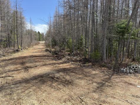 M10L4-1 Yard Road Oakfield ME 04763