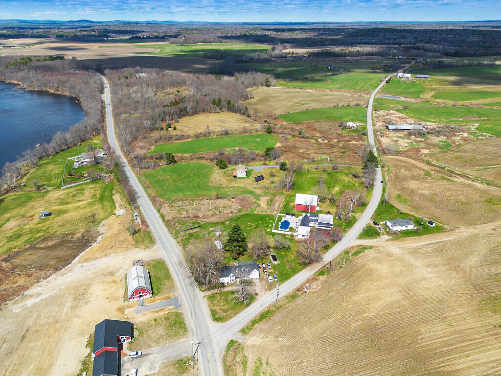 1.3 River Road Benton ME 04901