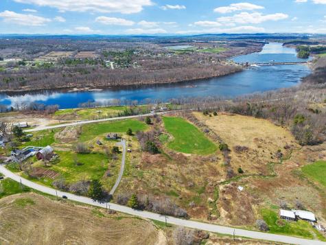 1.3 River Road Benton ME 04901