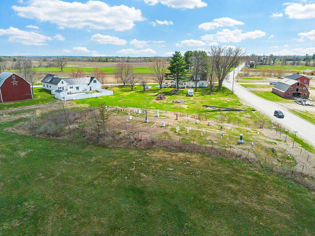 1.3 River Road Benton ME 04901