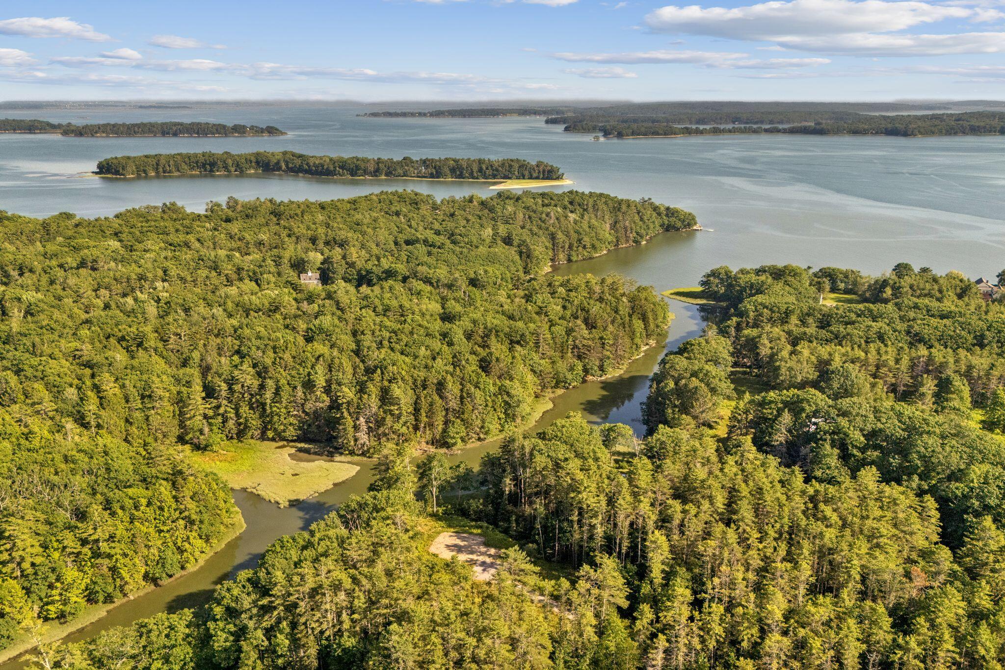 29 Crows Nest Drive Freeport ME 04032