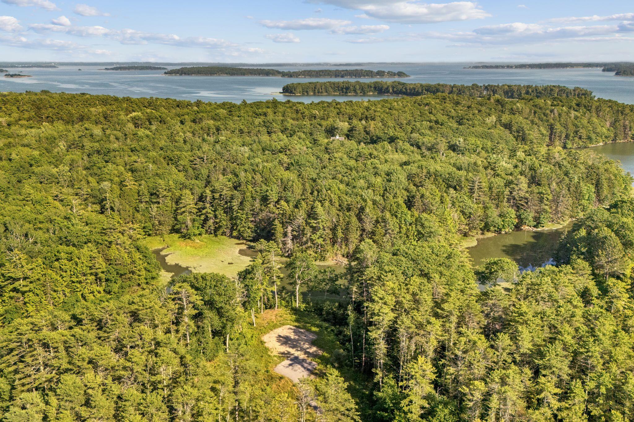 29 Crows Nest Drive Freeport ME 04032