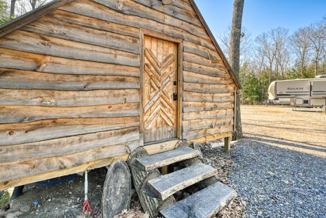 41 Cain Lane West Gardiner ME 04345