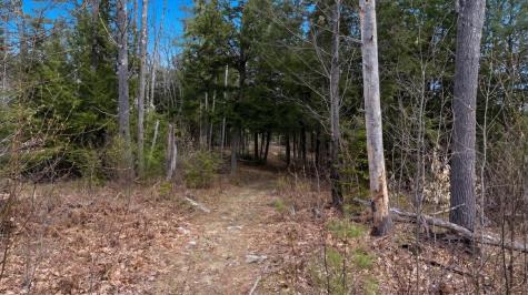 28 Trinity Way Monmouth ME 04259