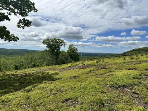 983 Barrett Hill Road Union ME 04862