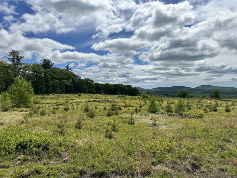 983 Barrett Hill Road Union ME 04862