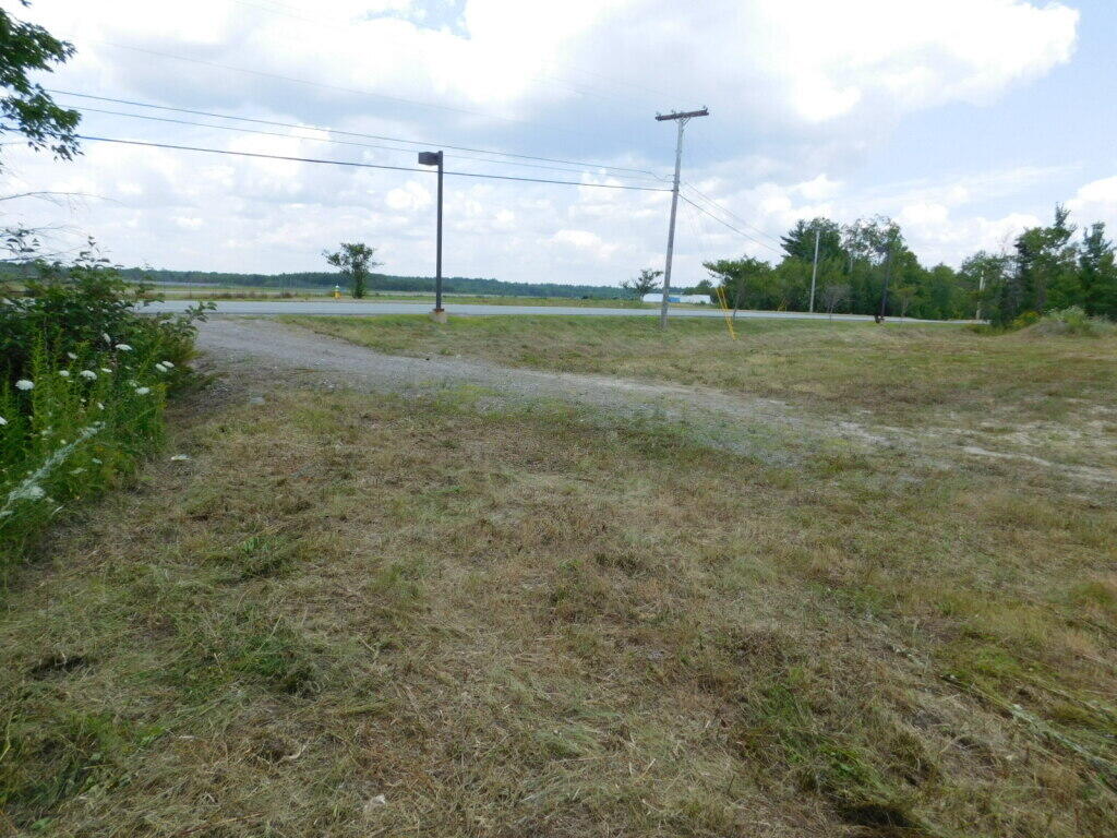 35 Airport Road Old Town ME 04468