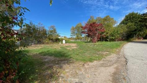 11 Lovelace Street Eastport ME 04631
