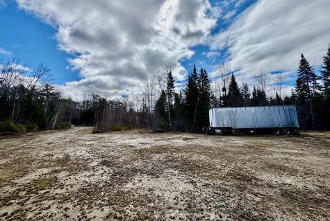 28-1 Auburn Road Turner ME 04282