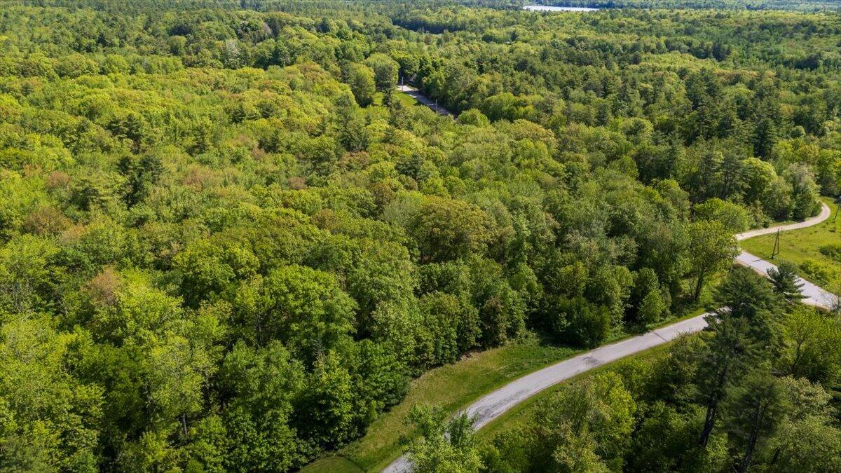 31-2 Nissen Farm Lane Damariscotta ME 04543