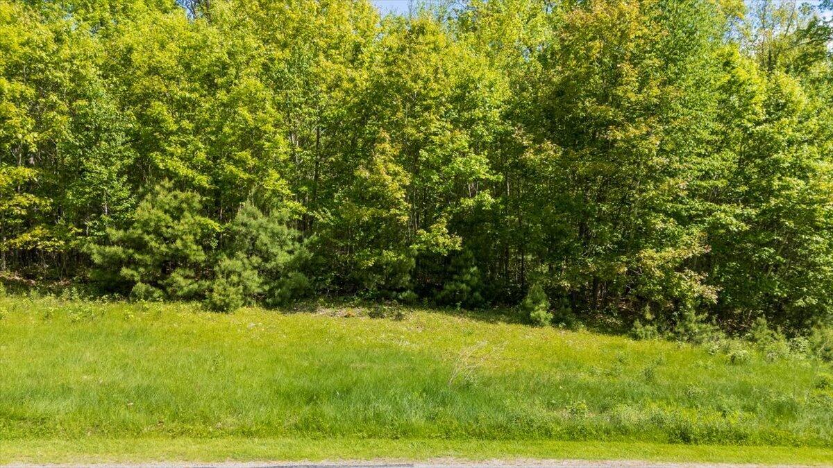 31-2 Nissen Farm Lane Damariscotta ME 04543