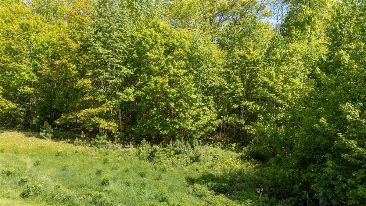 31-2 Nissen Farm Lane Damariscotta ME 04543