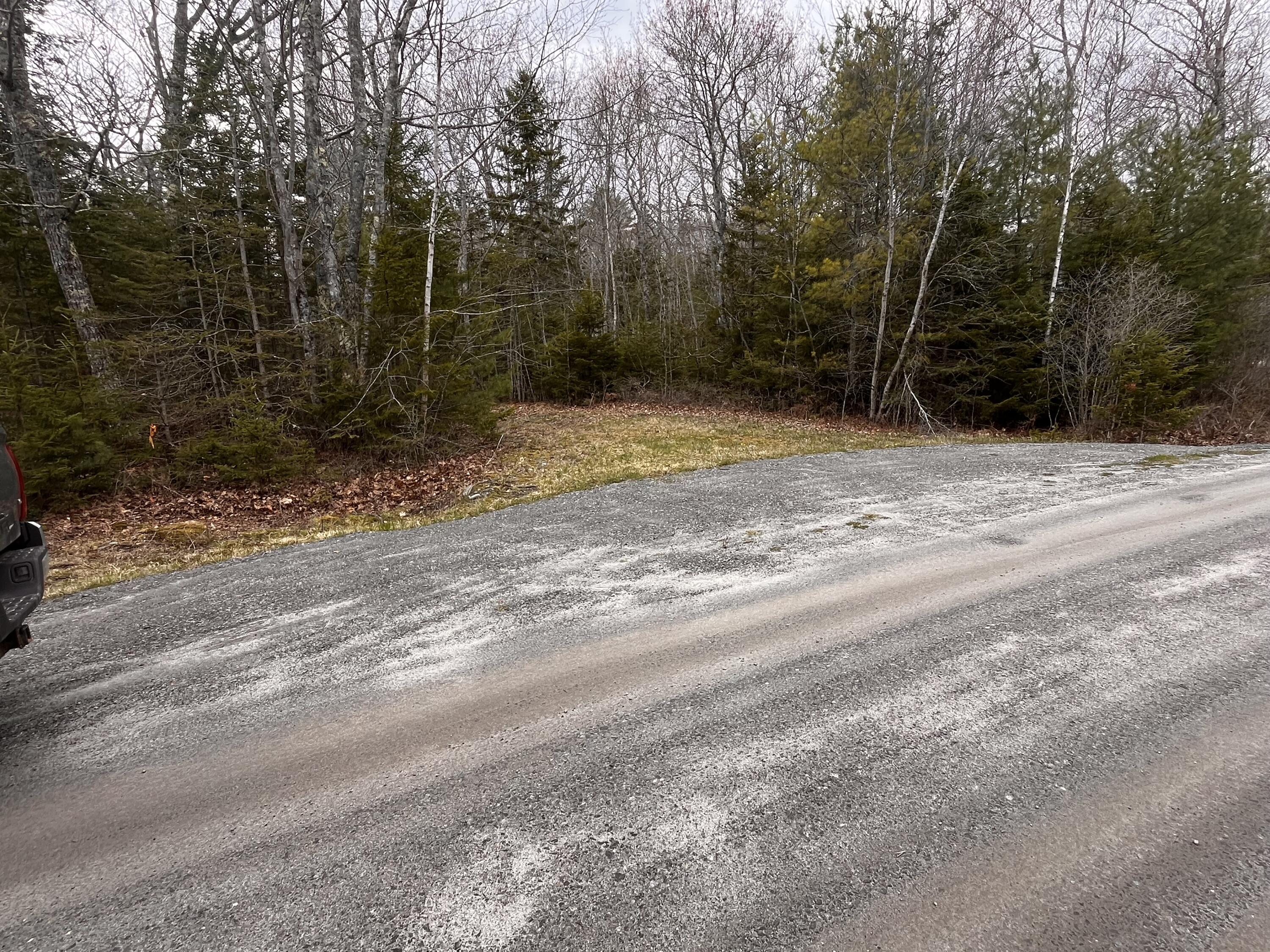 92L Russell Road Bristol ME 04541