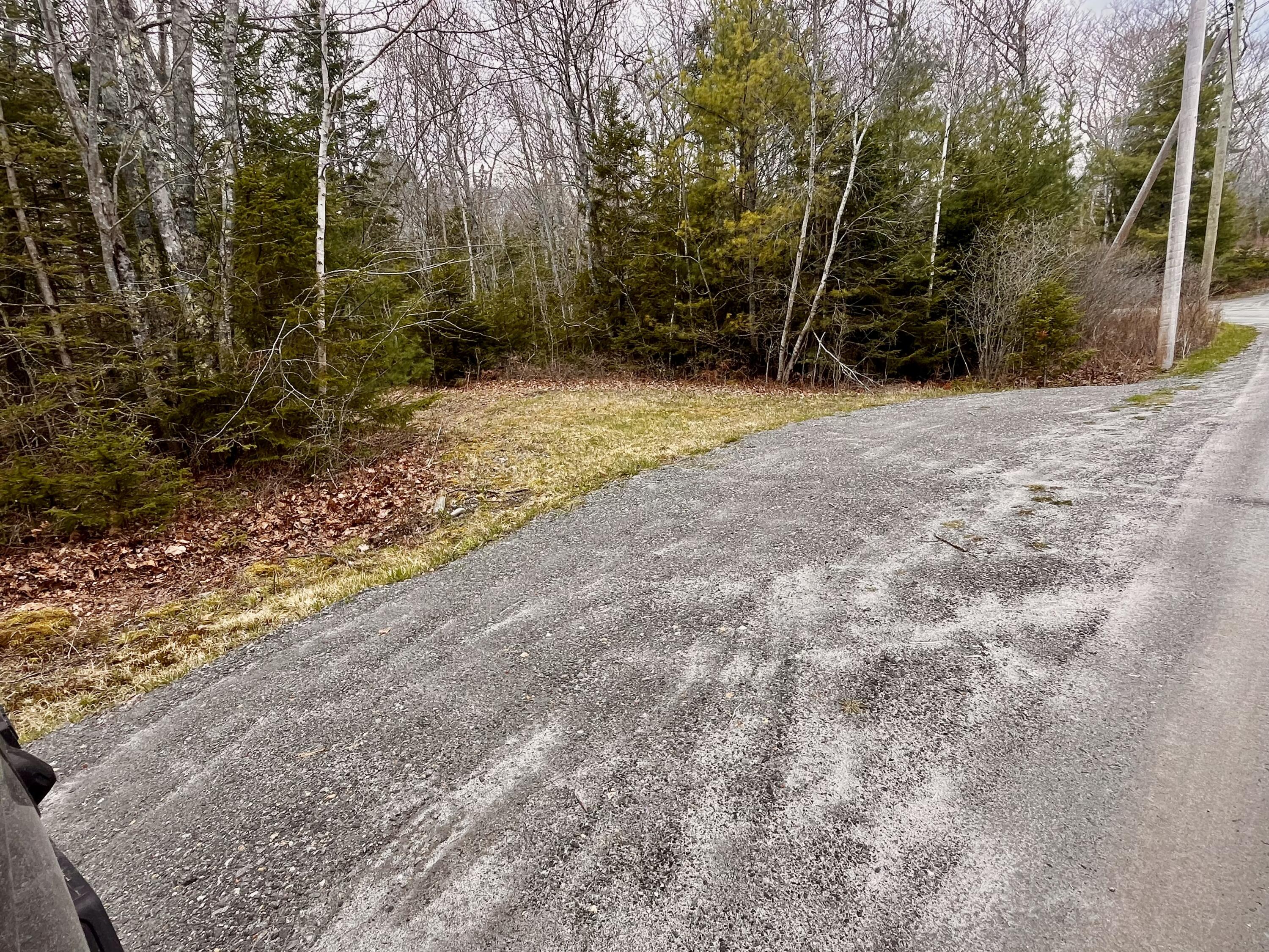 92L Russell Road Bristol ME 04541