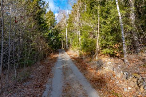 M7L27 Route 200 Waltham ME 04605